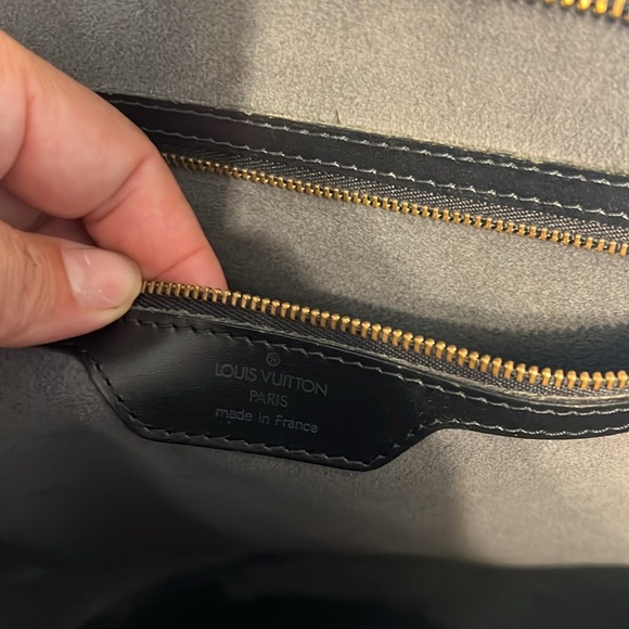 Louis Vuitton Saint Jacques PM Black Epi Tote - Picture 10 of 14